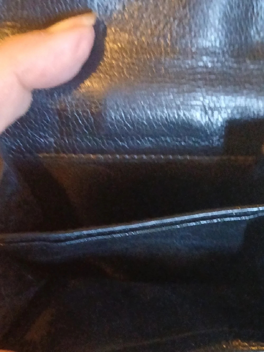 Gucci Black Leather Walletwith Gold Logo & Bamboo - Picture 3 of 7